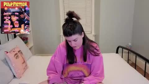 Mia  online show from April 6, 9:38 pm