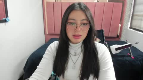 M I A W I L S online show from June 3, 2:33 pm