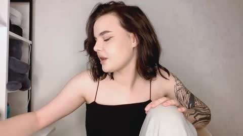 Ellie online show from November 20, 5:03 pm