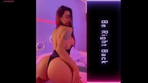 michelle_madson_ online show from February 5, 12:49 pm