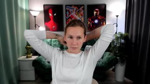 MichelleOrtis online show from November 15, 7:42 am