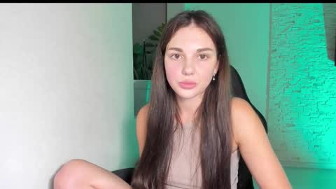 Michellee online show from October 9, 6:34 pm