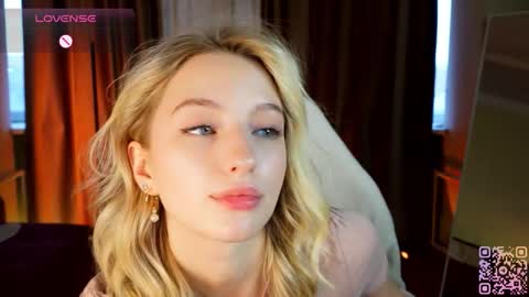 mickeydior online show from October 14, 11:46 am