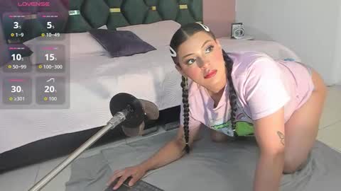 Micki online show from October 1, 11:59 am