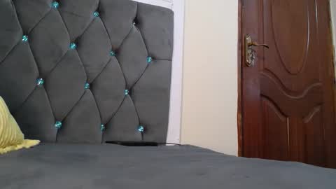 mickey online show from November 24, 11:23 am