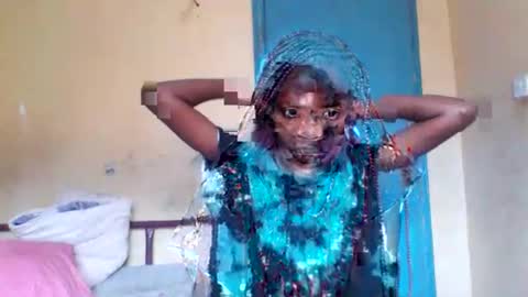 midnightn online show from October 22, 11:15 am