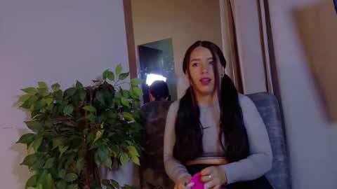 mia online show from February 27, 8:03 am