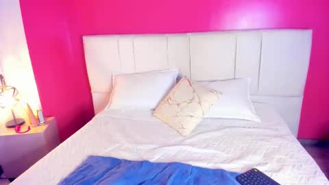 Miia colliins   online show from November 5, 8:58 pm