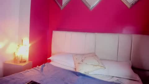 Miia colliins   online show from November 8, 9:31 pm