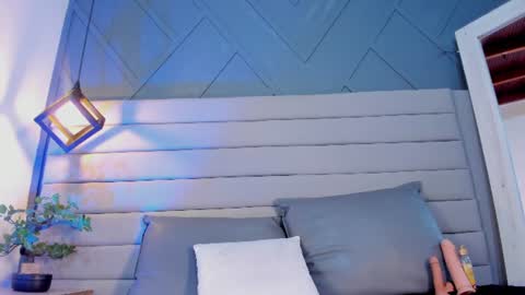 miia_ferrari online show from July 16, 2:32 pm