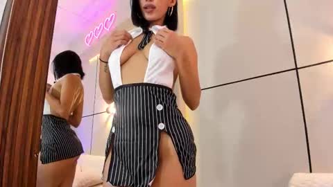    online show from October 20, 1:36 pm