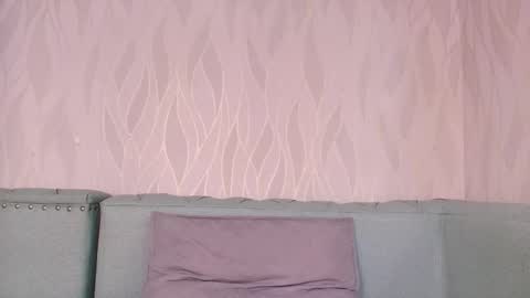 miia scoott  online show from September 27, 1:07 pm