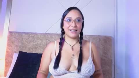 miia_secret_ online show from February 18, 8:08 pm