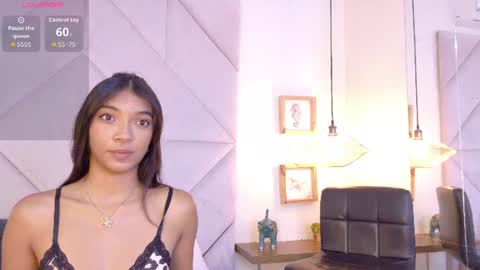 Miia online show from July 3, 11:16 am