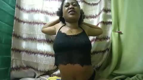 miinah online show from April 22, 3:14 am