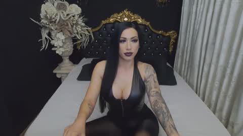 Mikaela online show from November 12, 4:43 am