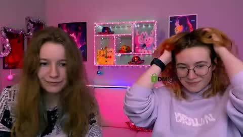 Mika online show from January 8, 10:30 am