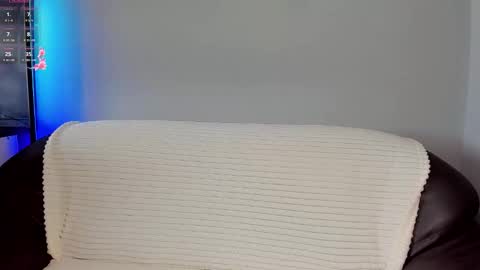 mikasssu online show from November 10, 8:31 am