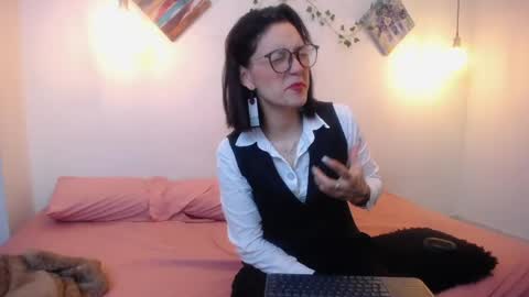 mikaza online show from May 30, 1:31 pm