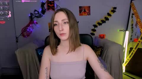 Miki online show from October 20, 5:16 pm