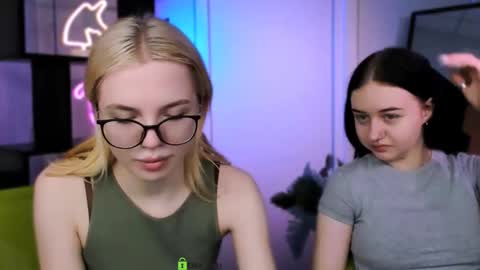 miki_ti online show from January 18, 6:21 am