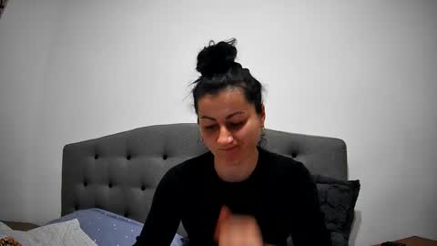 Mikyloveu online show from February 10, 4:47 pm