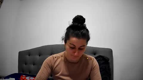 Mikyloveu online show from December 14, 4:08 pm