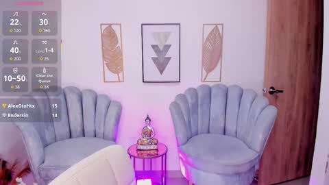 mila_blaze online show from October 3, 5:23 am