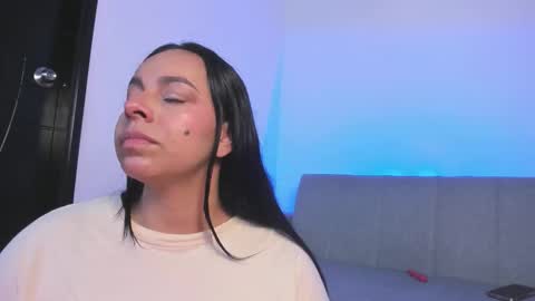 mila  online show from December 20, 10:14 pm