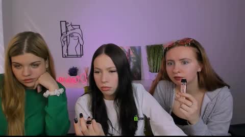 mila_glow online show from September 16, 9:06 am