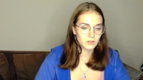 mila_keyy online show from September 15, 9:11 pm