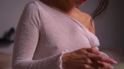 mila may  online show from December 18, 2:53 am