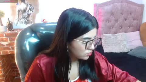 mila_quin online show from April 4, 7:56 pm