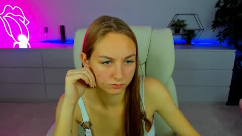 Milla online show from October 21, 7:01 am