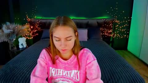 Milla online show from November 29, 7:12 am