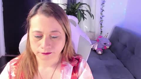 milagros_latin online show from November 24, 3:58 pm