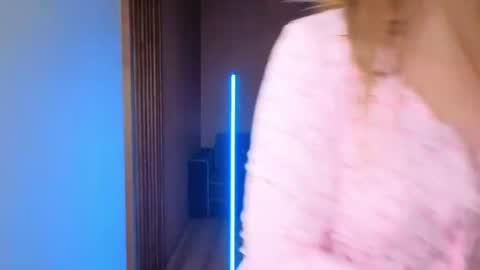 Mila online show from April 15, 7:58 pm