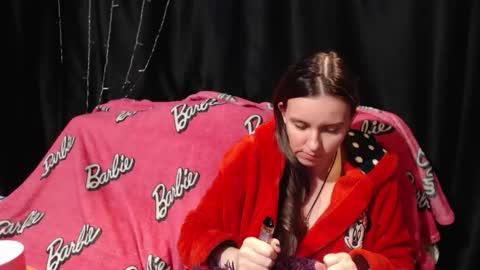 MilAna online show from December 17, 4:55 pm