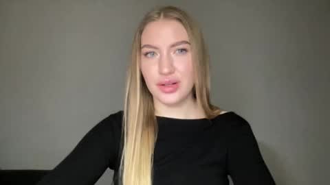 Milana online show from January 10, 11:33 am