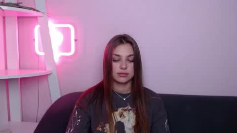 milanaangelas online show from March 22, 10:32 am