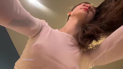 Milana   online show from January 11, 1:32 pm