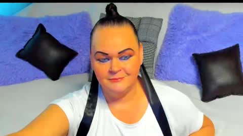 Lana online show from November 9, 7:15 am