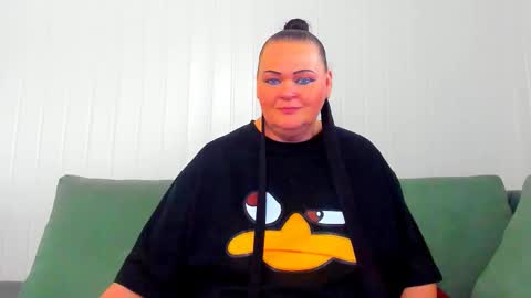 Lana online show from March 13, 1:56 pm