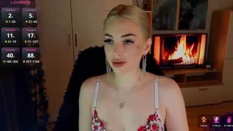 Lana online show from March 18, 5:18 pm