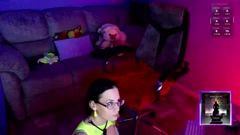 analiMilana online show from October 15, 5:15 pm