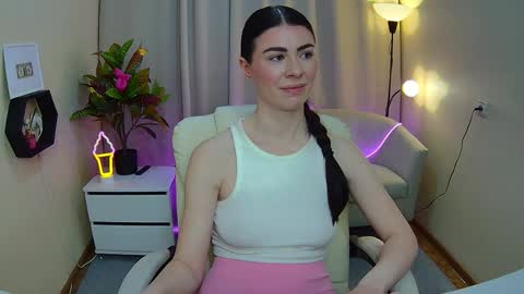 milasecretsss online show from March 21, 8:19 am