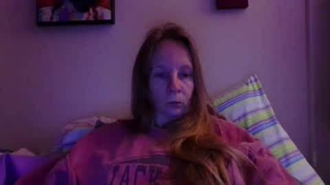 Mila online show from April 8, 1:02 pm