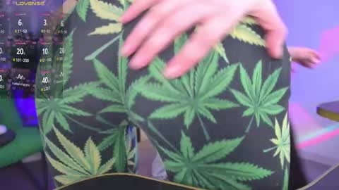 milastoyne online show from February 16, 6:35 am