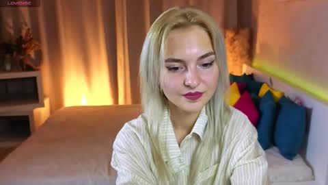 milavance online show from September 12, 10:56 am