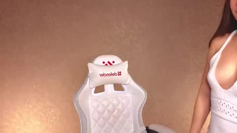 milavance online show from September 22, 3:27 am